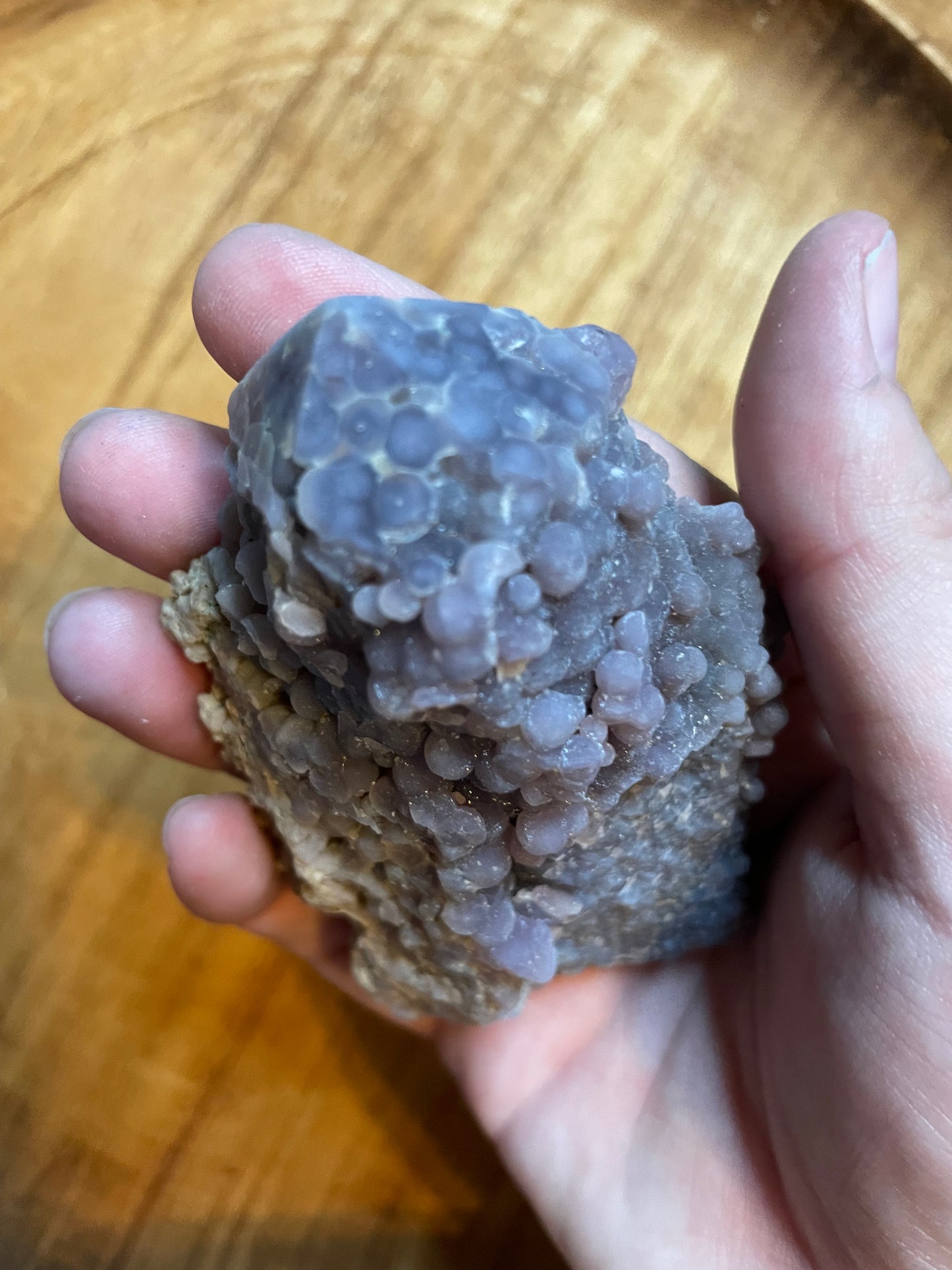 Grape Agate points/half cluster